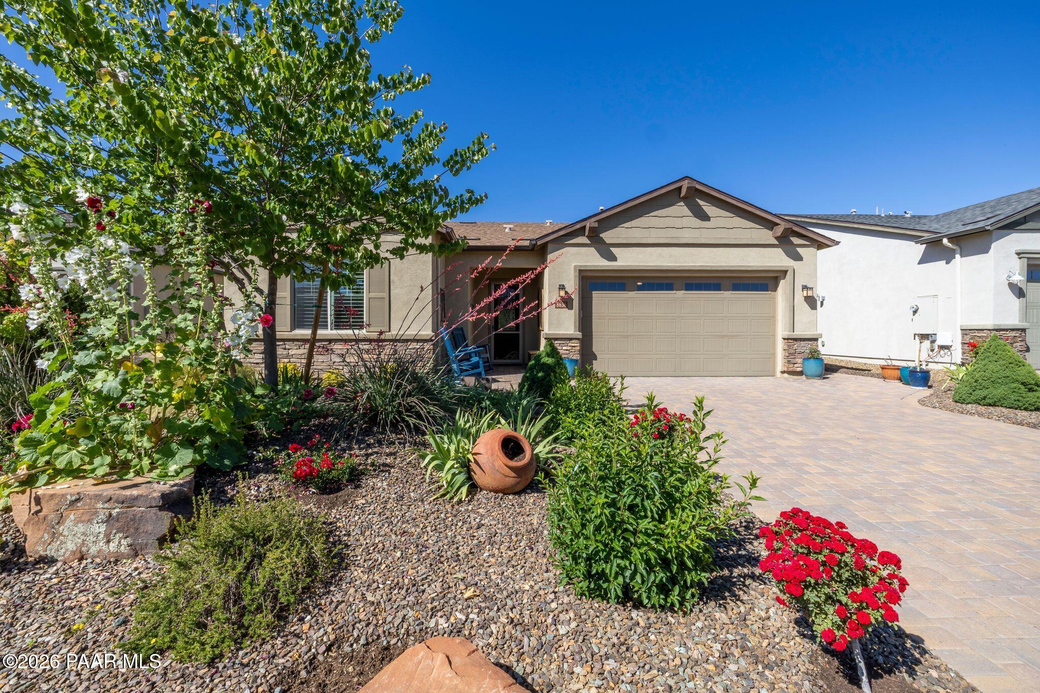 8636 N Wandering Creek Road — photo