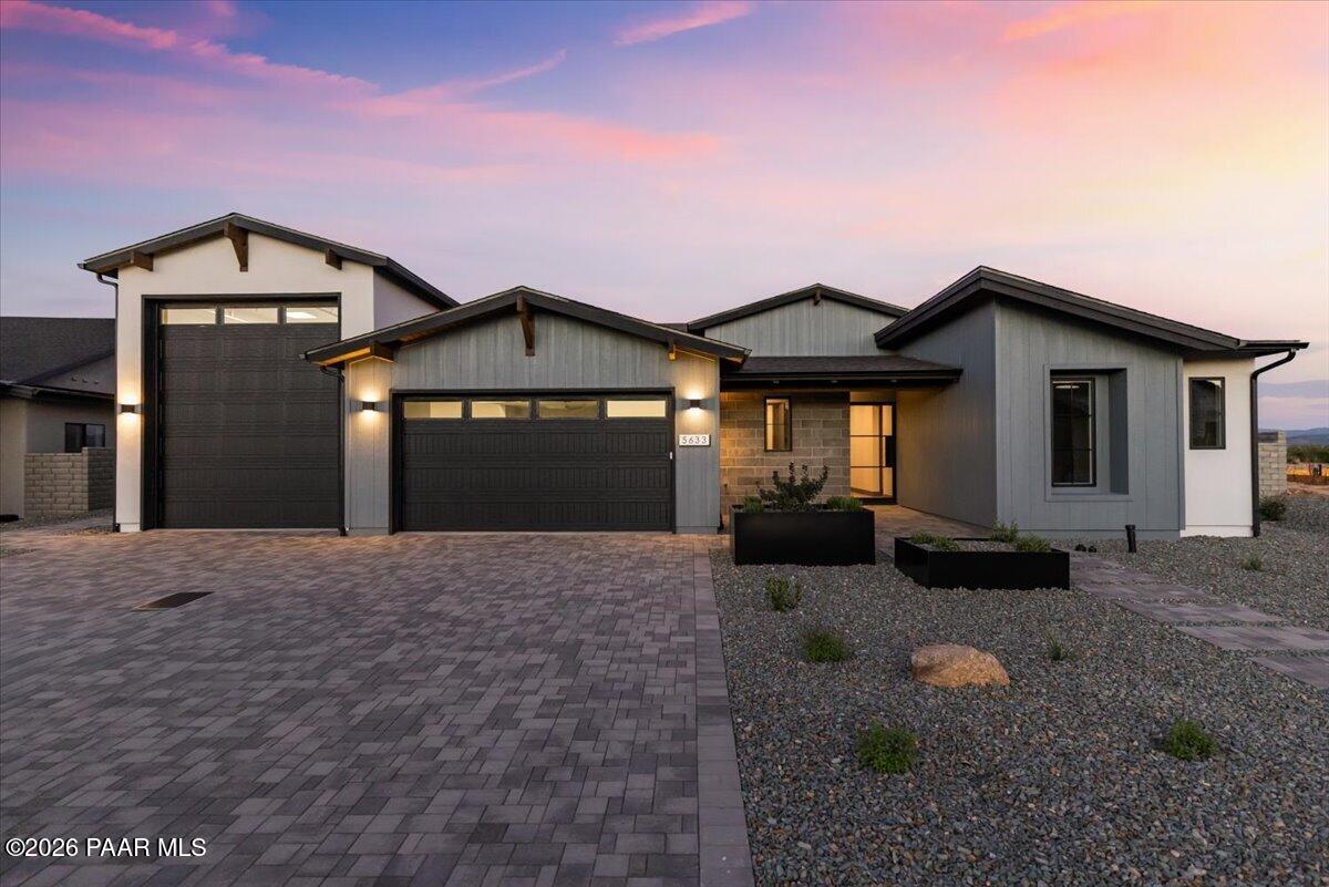 5633 Meridian Court — photo