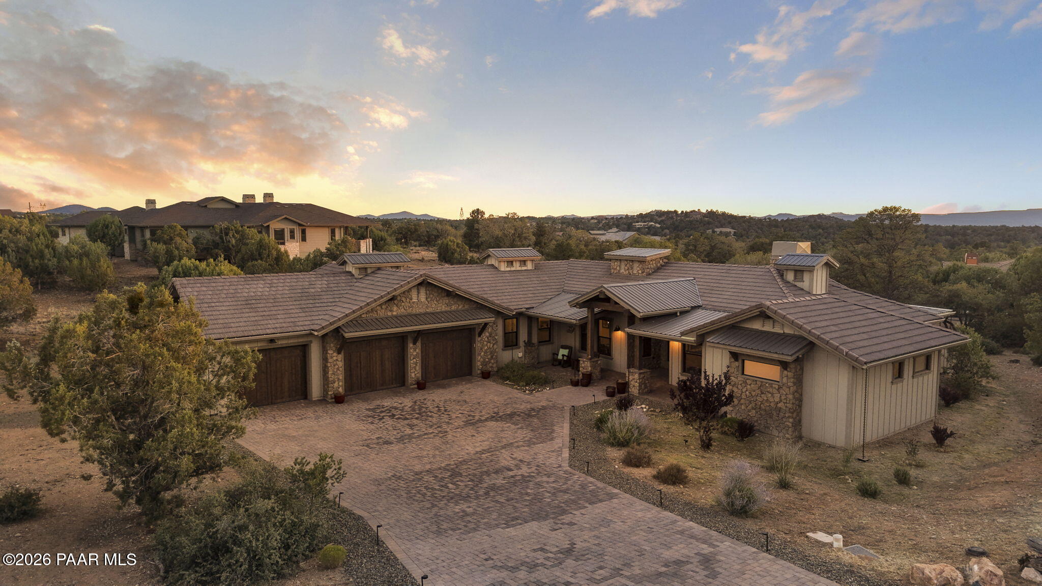 14335 N Three Sisters Drive — photo