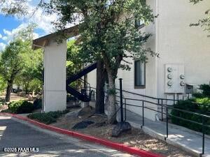 333 W Aubrey Street a2 — photo