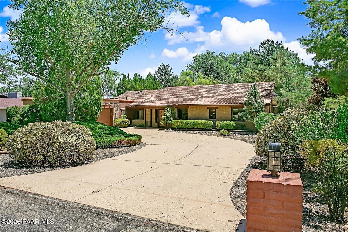 1 Walking Diamond Drive — photo