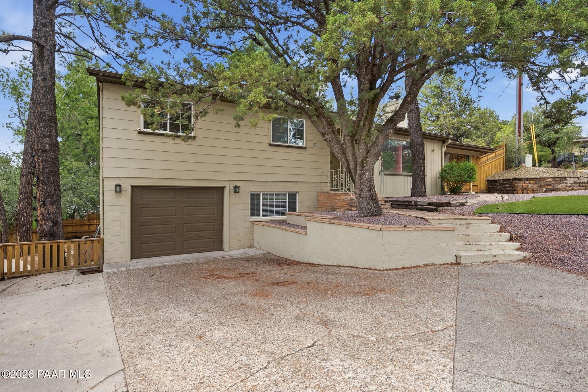 550 N Hassayampa Drive — photo