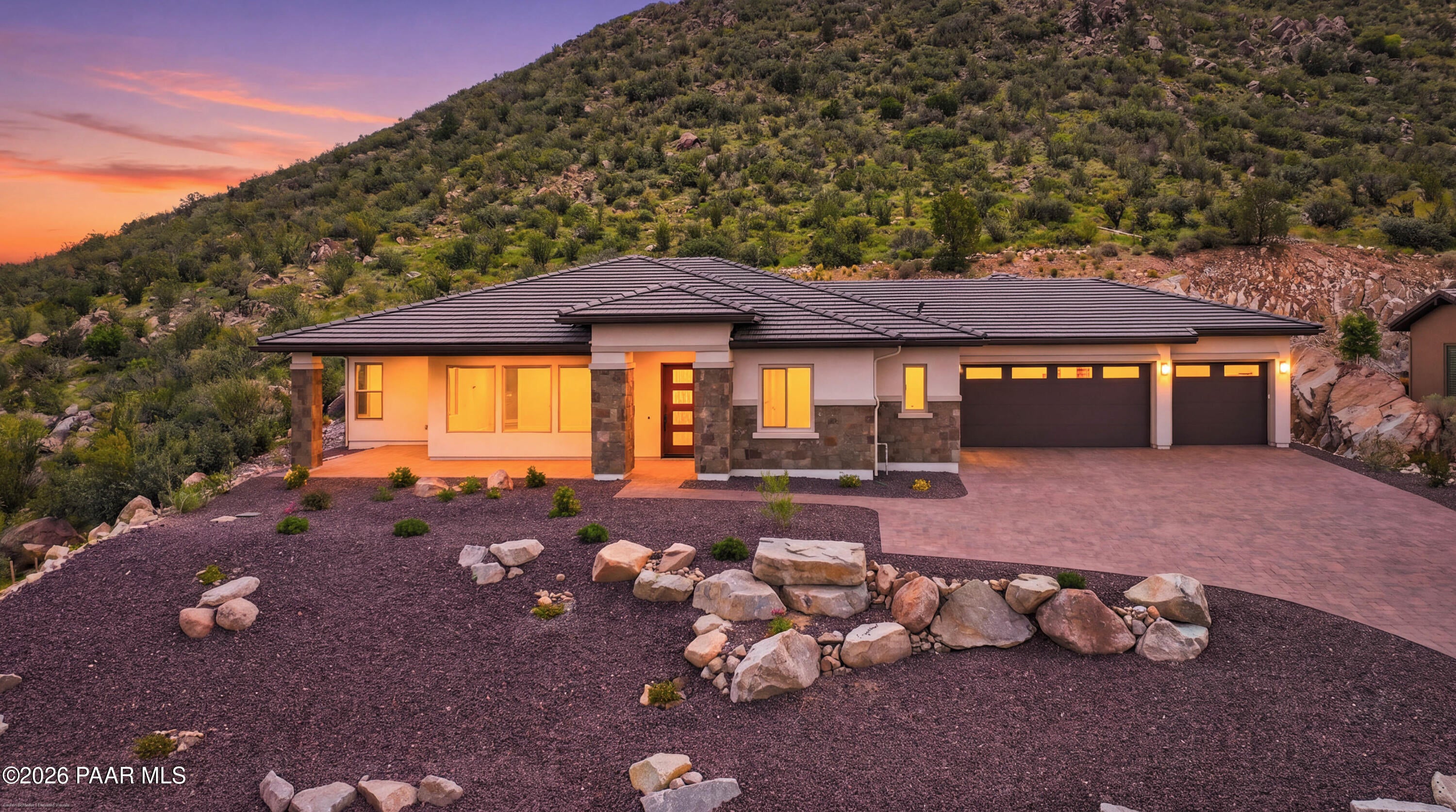 1172 N Cloud Cliff Pass — photo