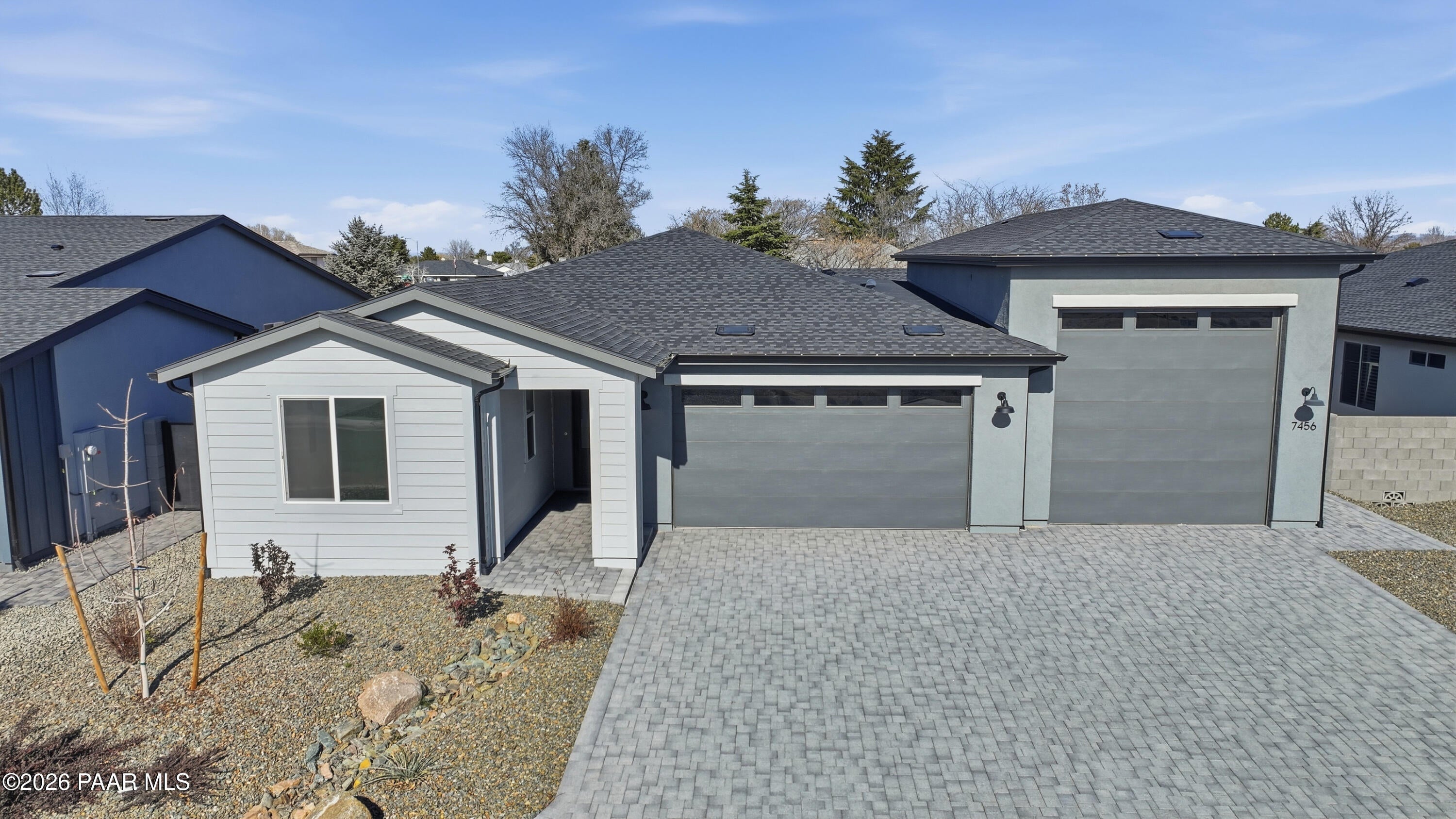 7456 E Louie Lane — photo