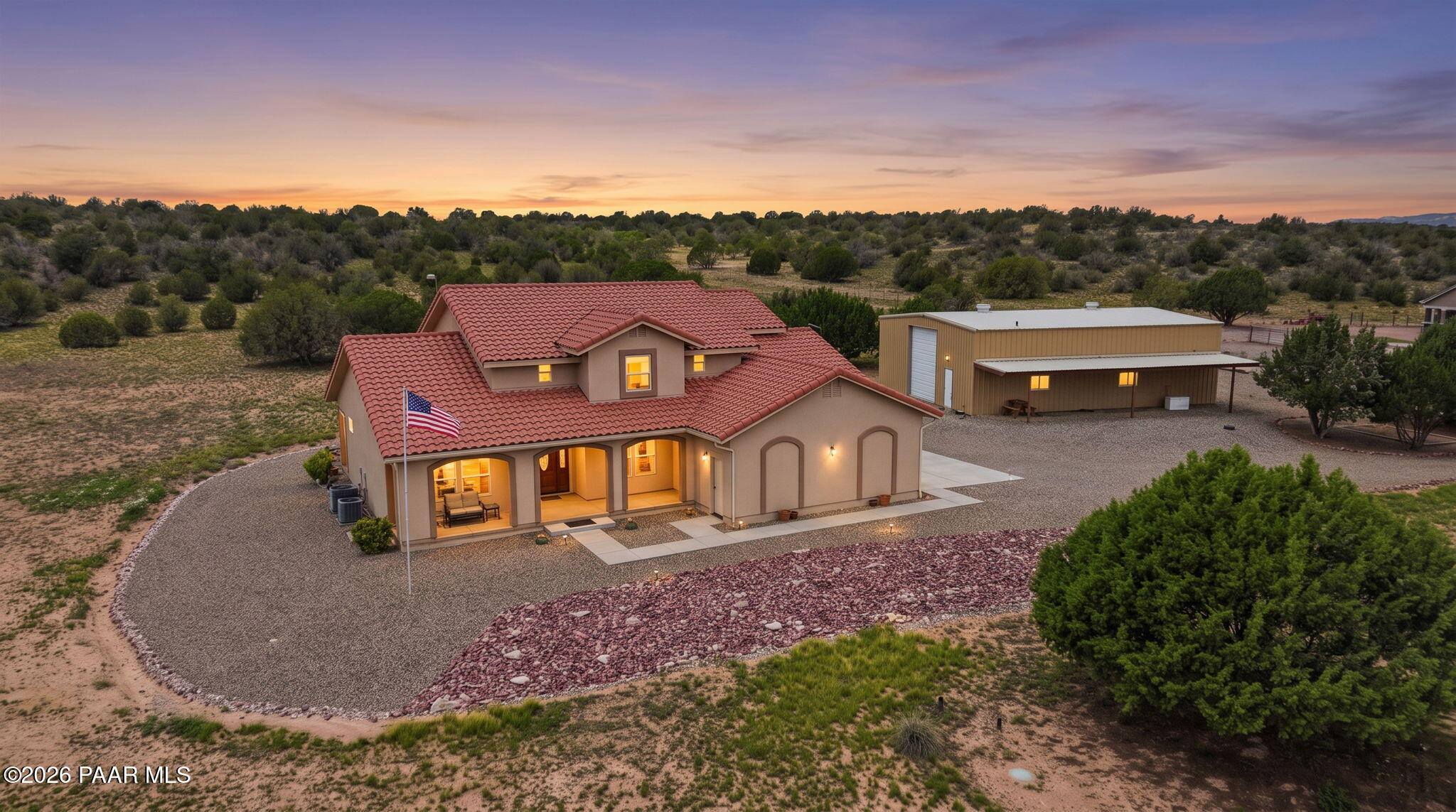 2175 E Backwoods Road — photo