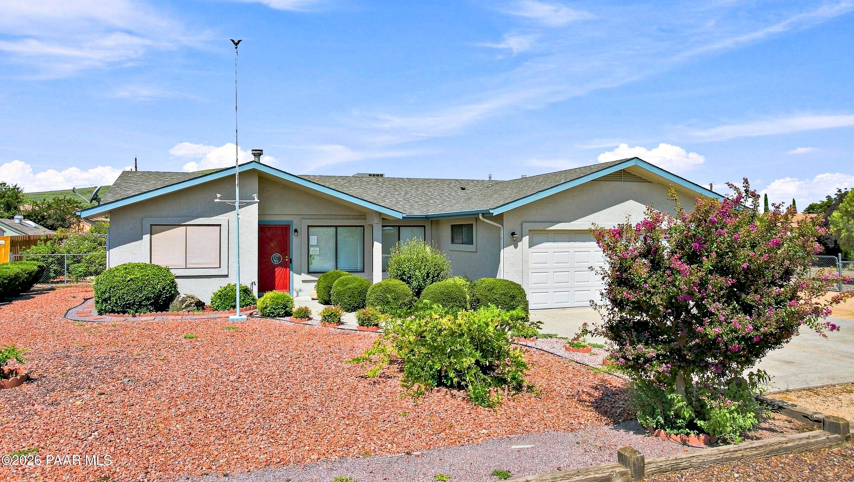 3024 N Lynx Lake Drive — photo