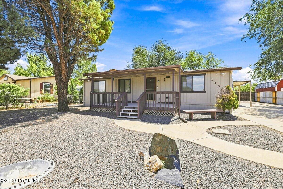 1439 Flint Way — photo