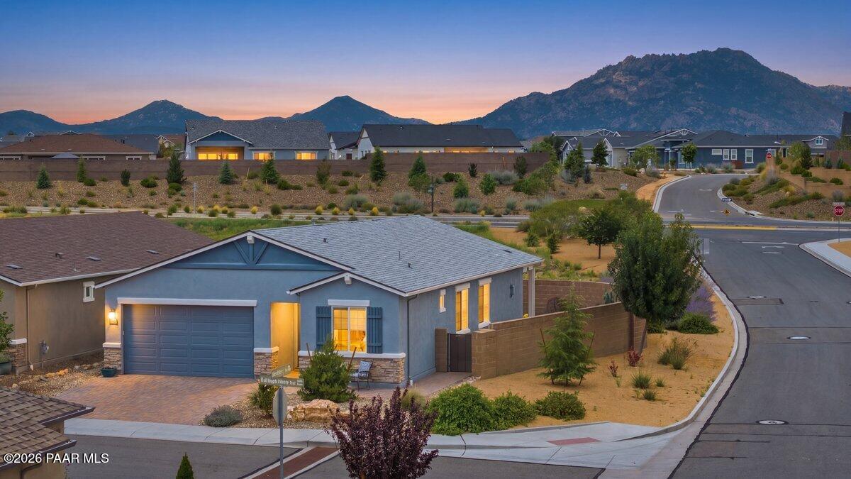 6294 Harvest Moon Avenue — photo