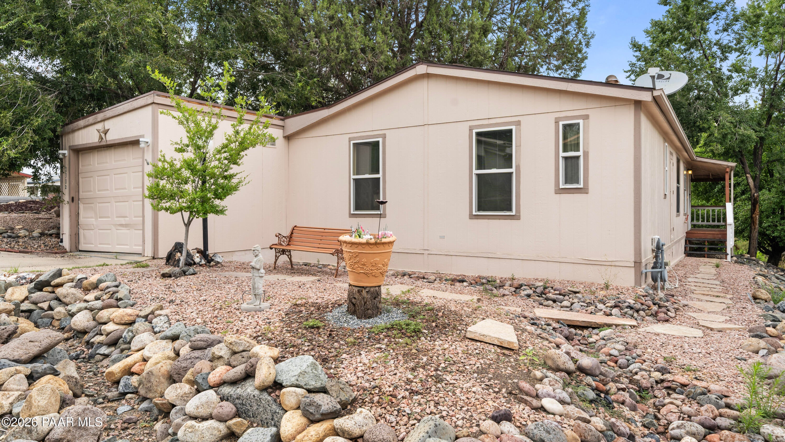 2302 E Canyon Court — photo