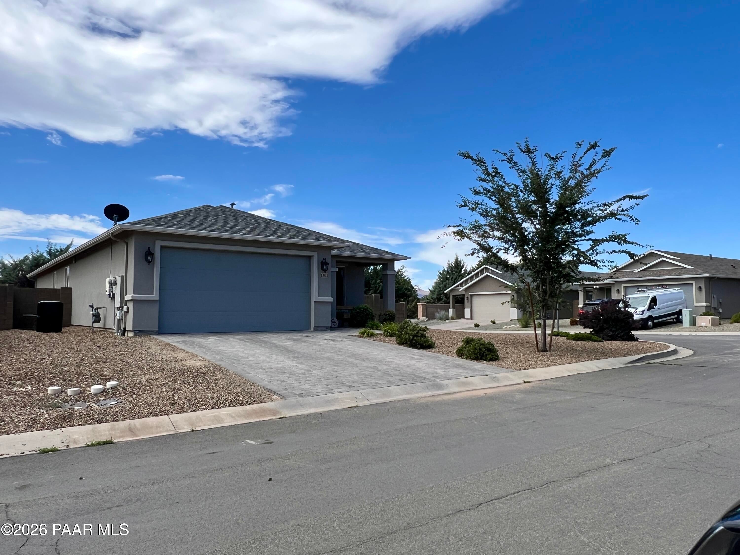 1303 Stratford Place — photo
