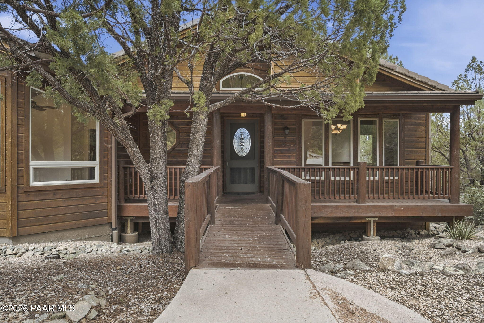 2940 W Crestview Drive — photo