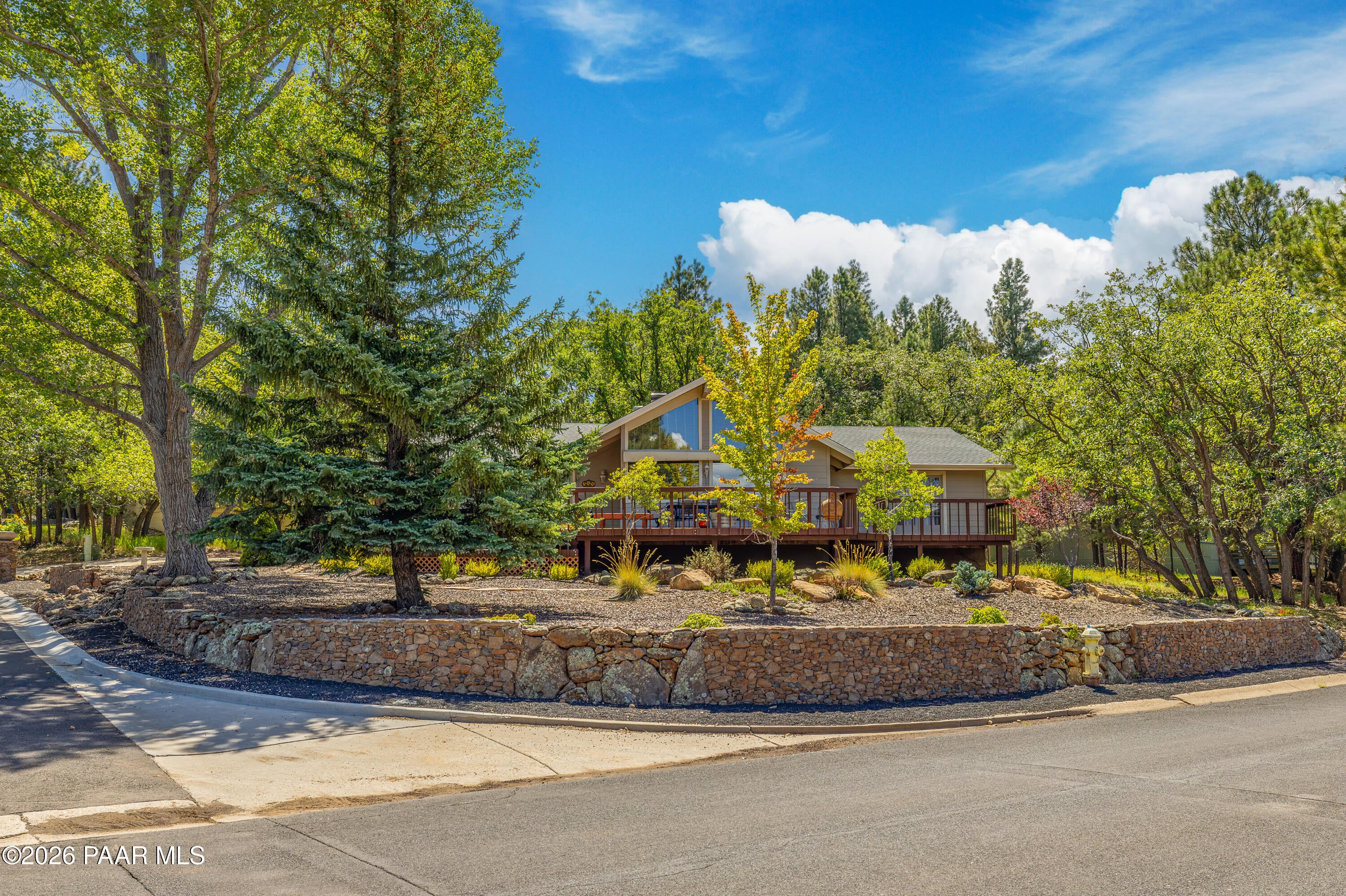 5801 E Ridge Drive — photo