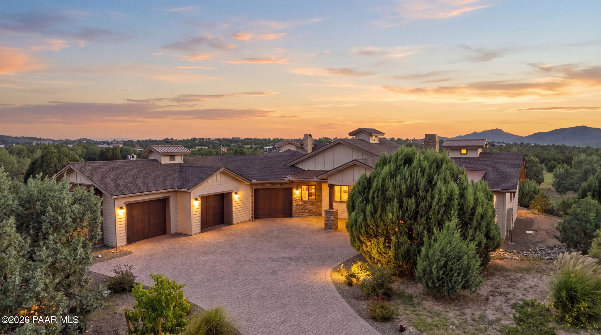 15560 N Elizabeth Way — photo