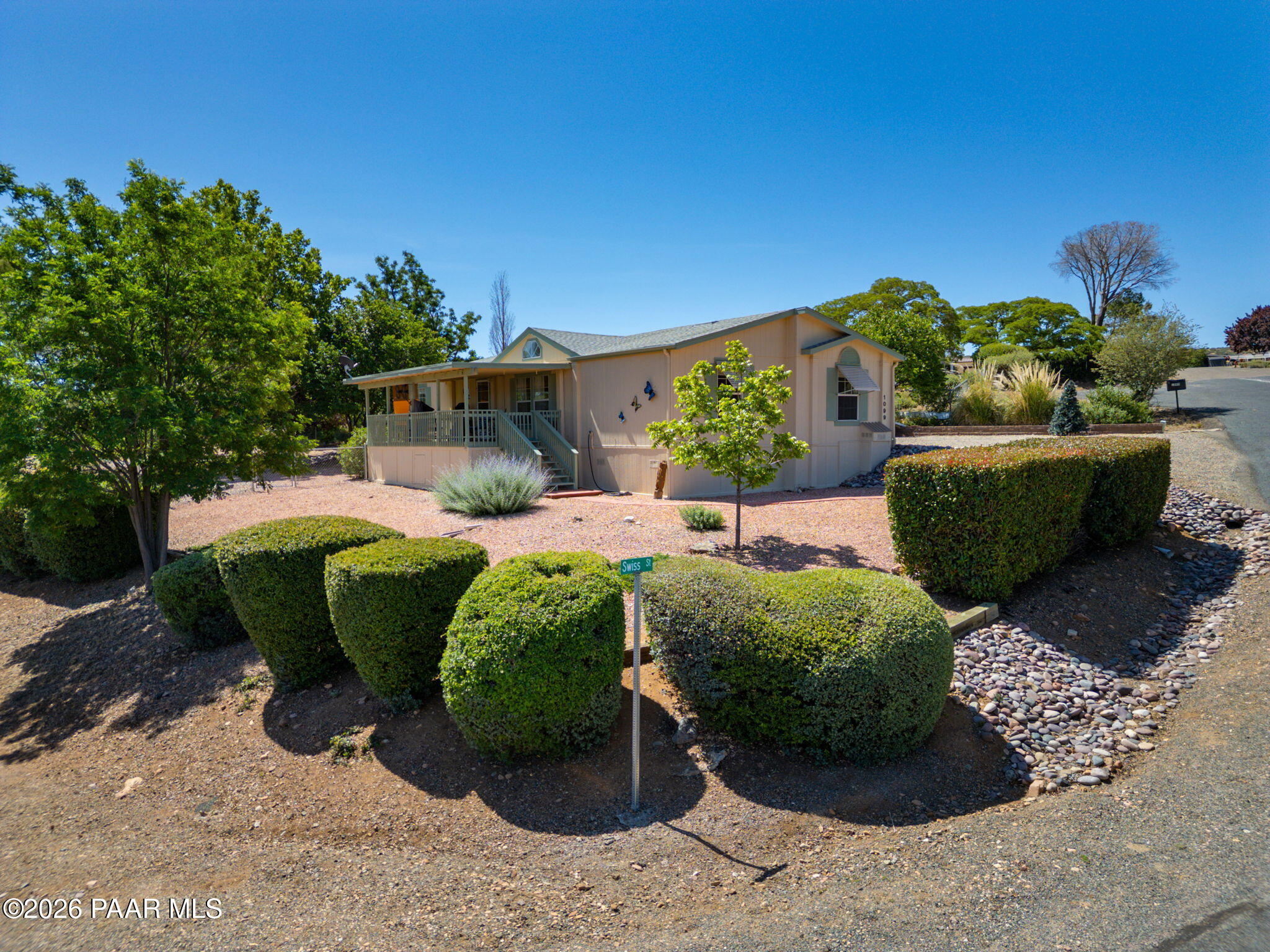 1099 N Swiss Street — photo