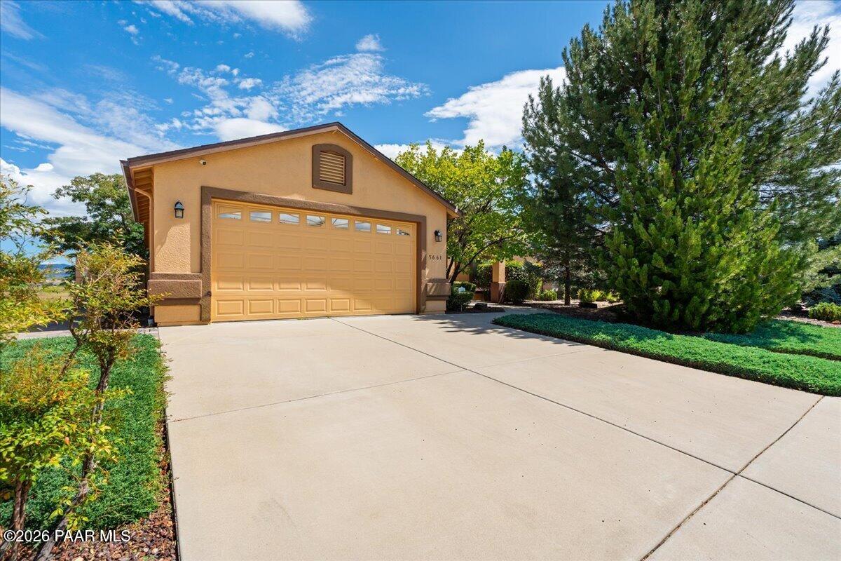 5661 N Bronco Lane — photo