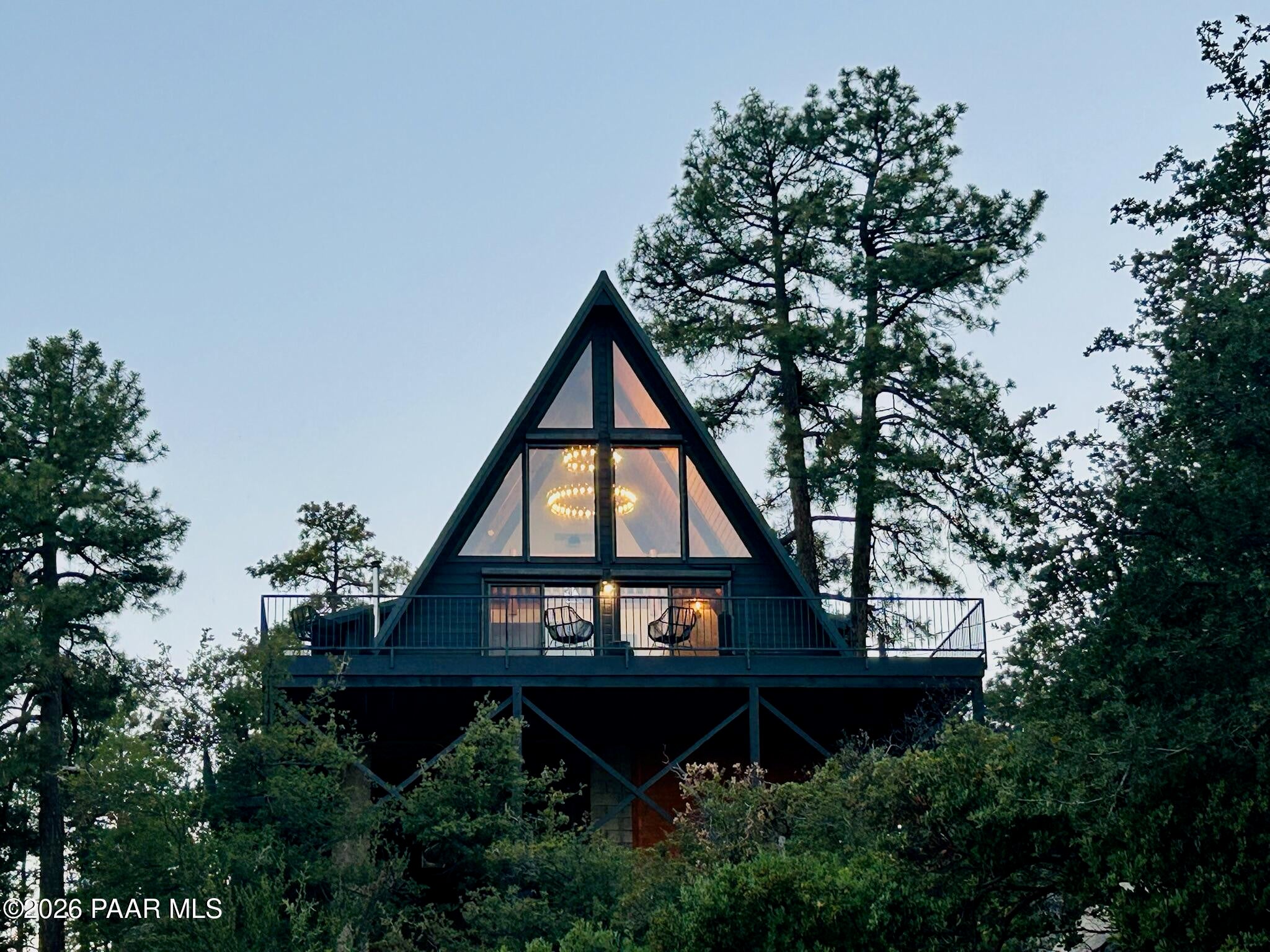 761 N Hillside Drive — photo