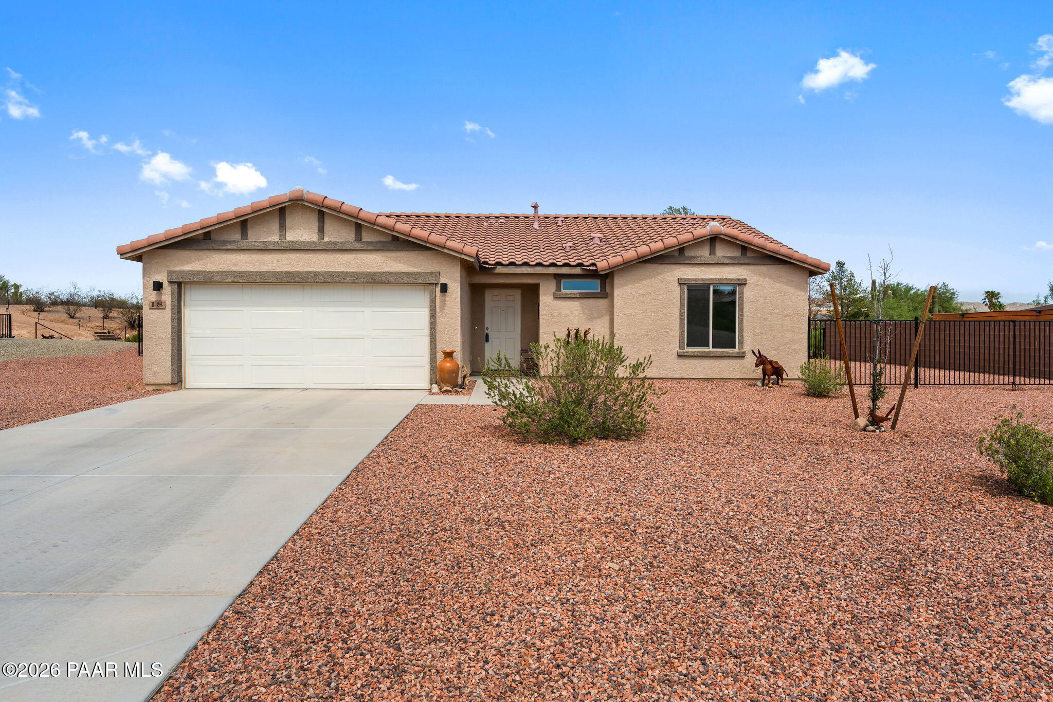 18 W Monte Cristo Drive — photo