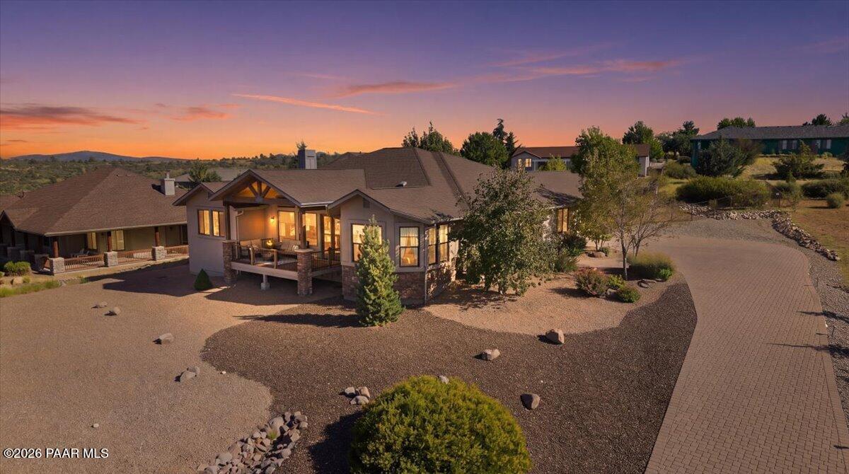 1195 Longview Drive — photo