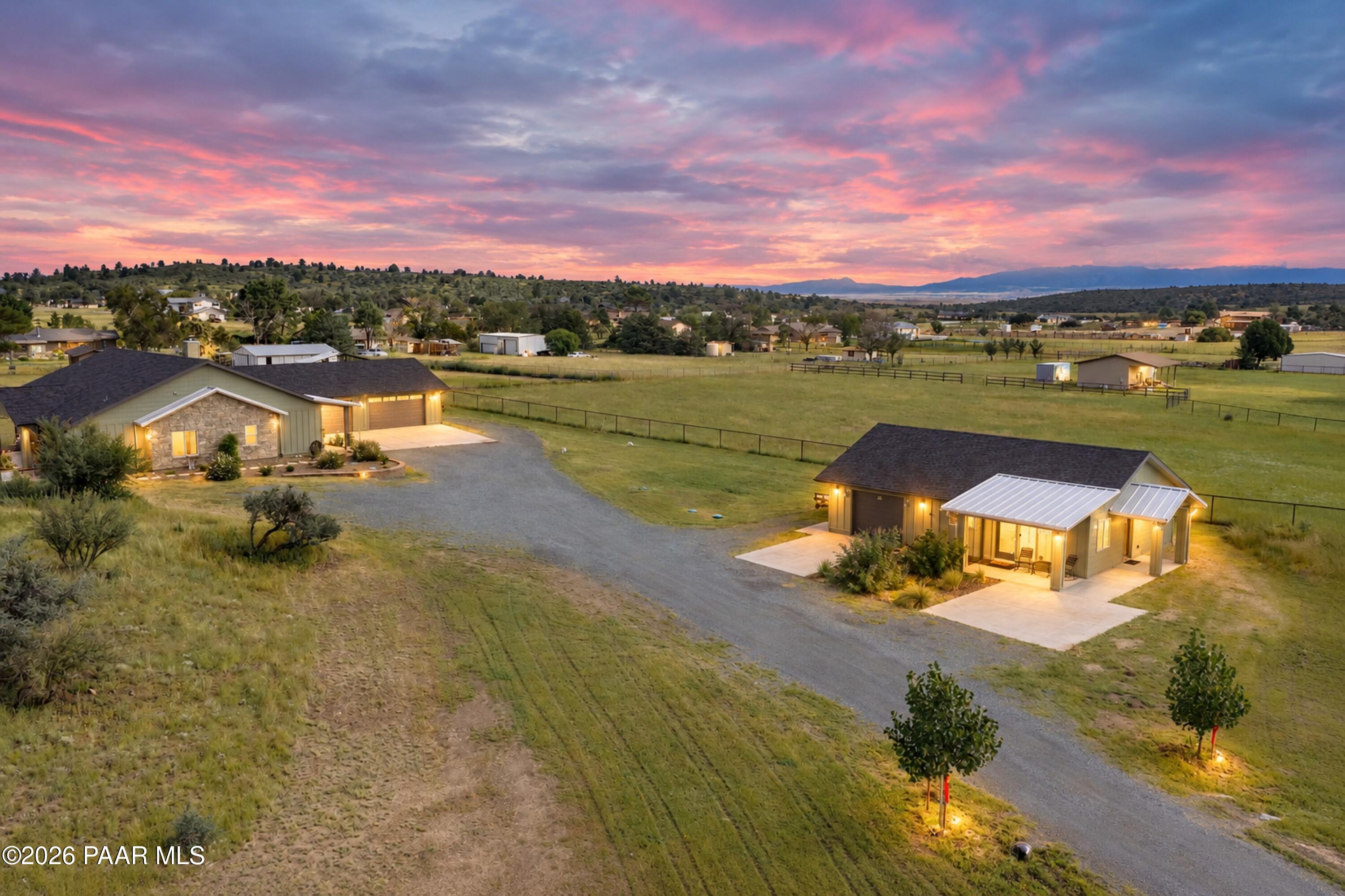 1379 W Mcintosh Drive — photo