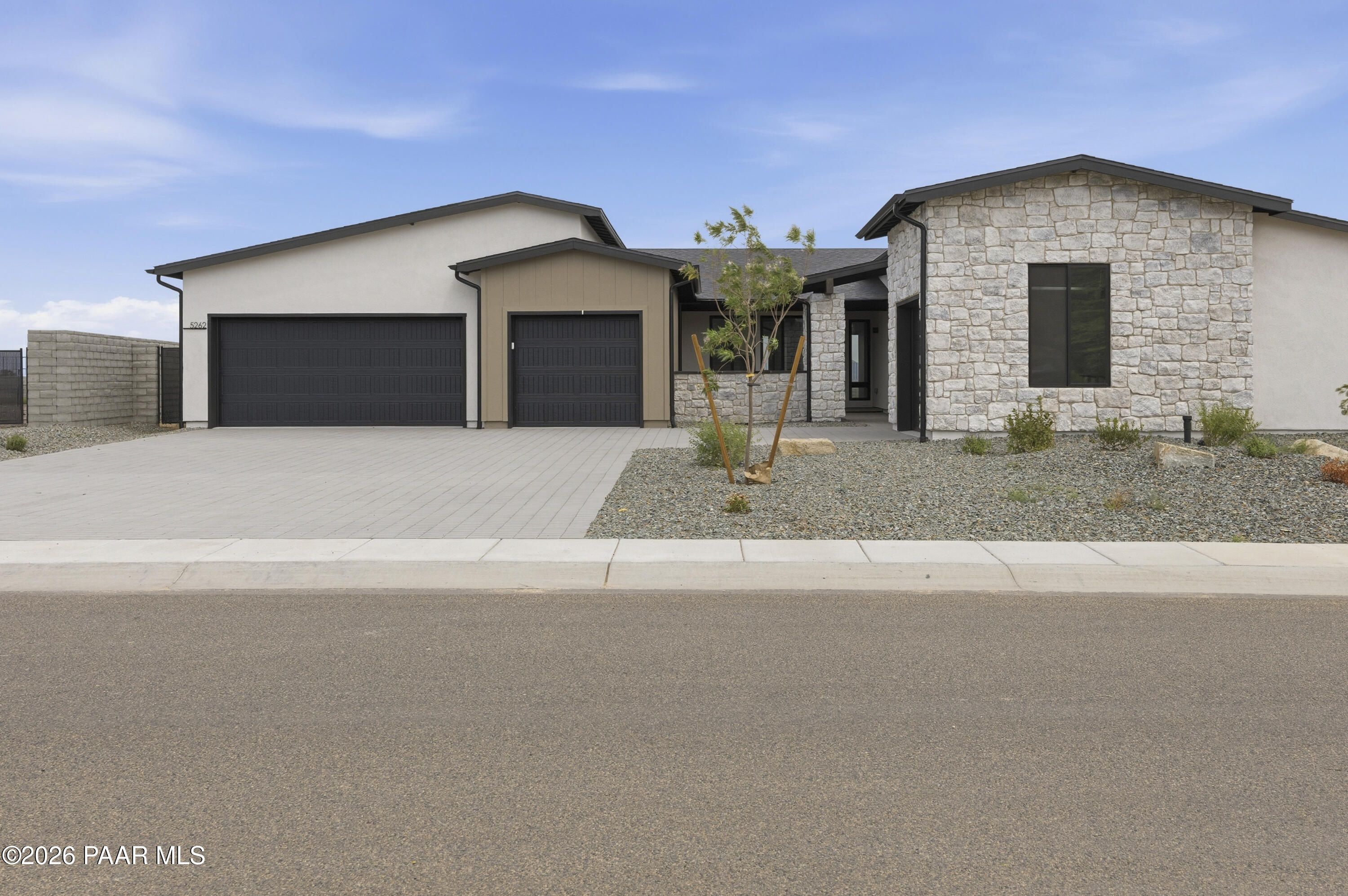 5262 E Edgar Way — photo