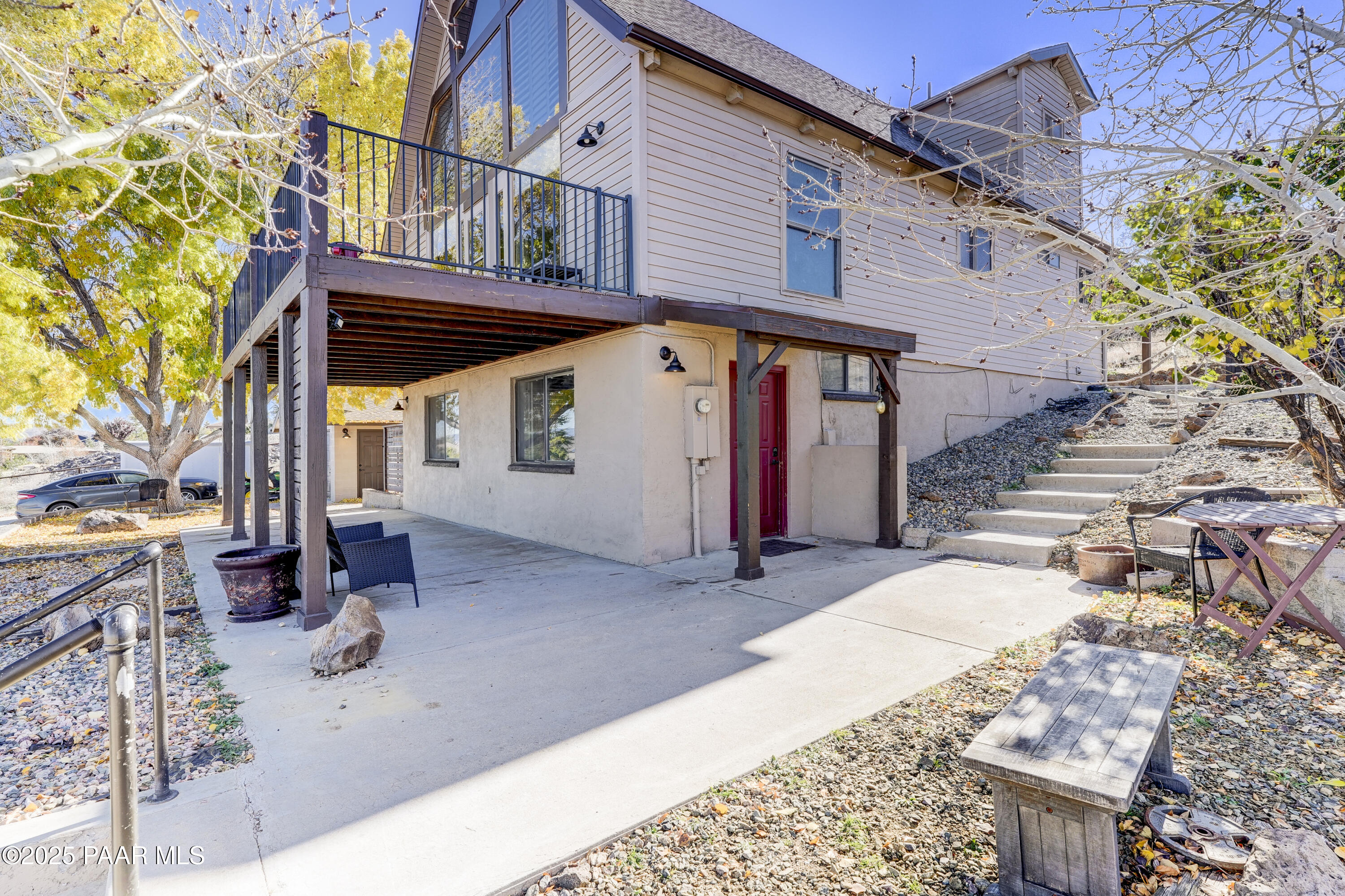 715 N Lakeview Drive — photo