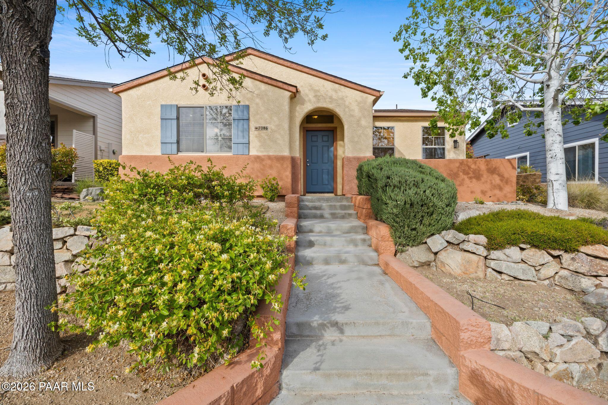 7086 E Lantern Lane East — photo