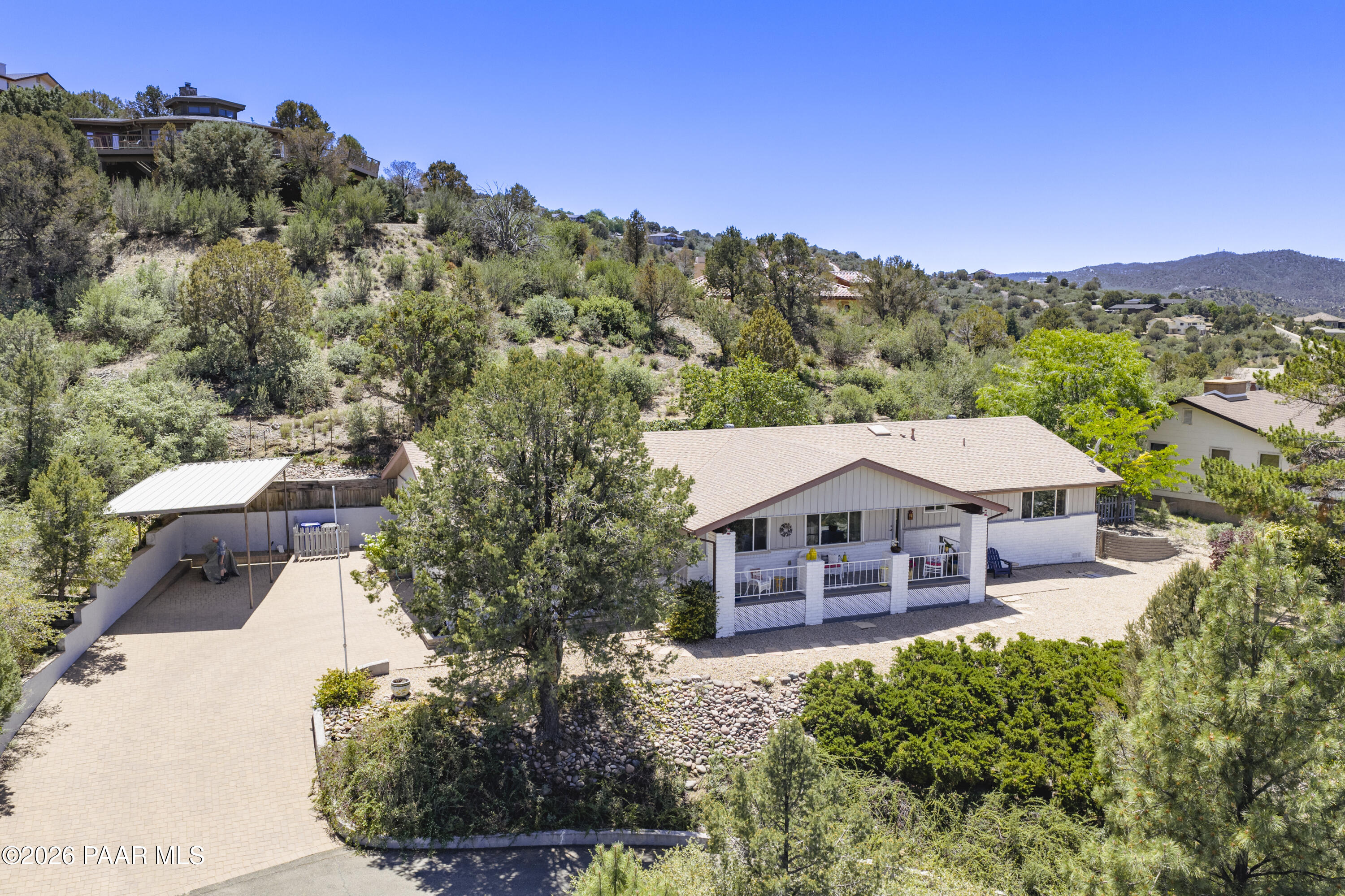 820 Devereaux Drive — photo