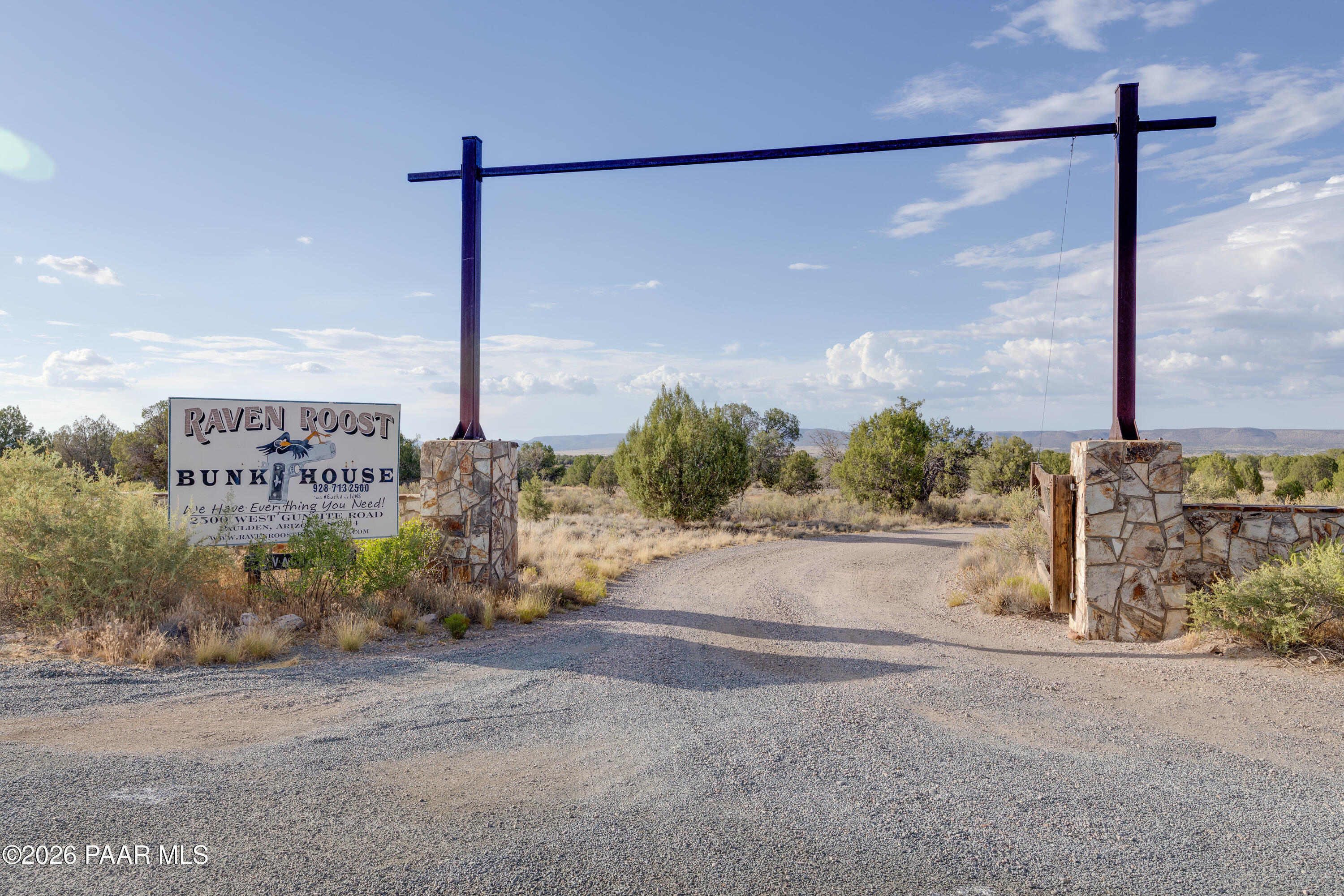 2500 W Gunsite Road — photo