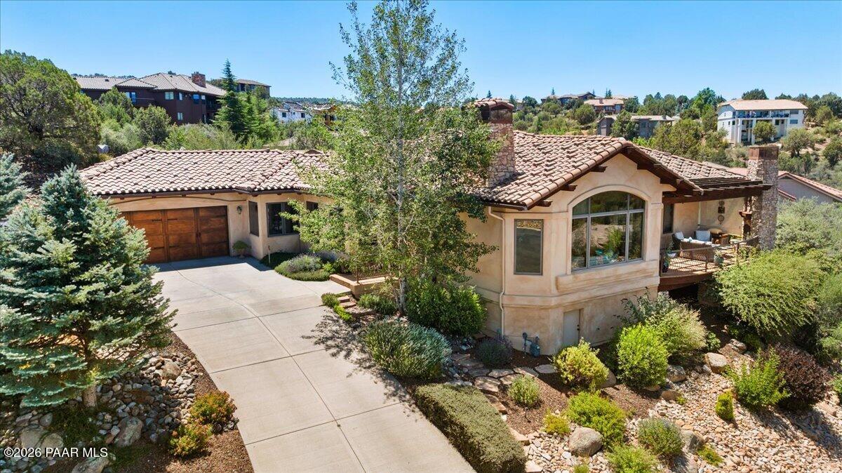 319 Outlook Circle — photo