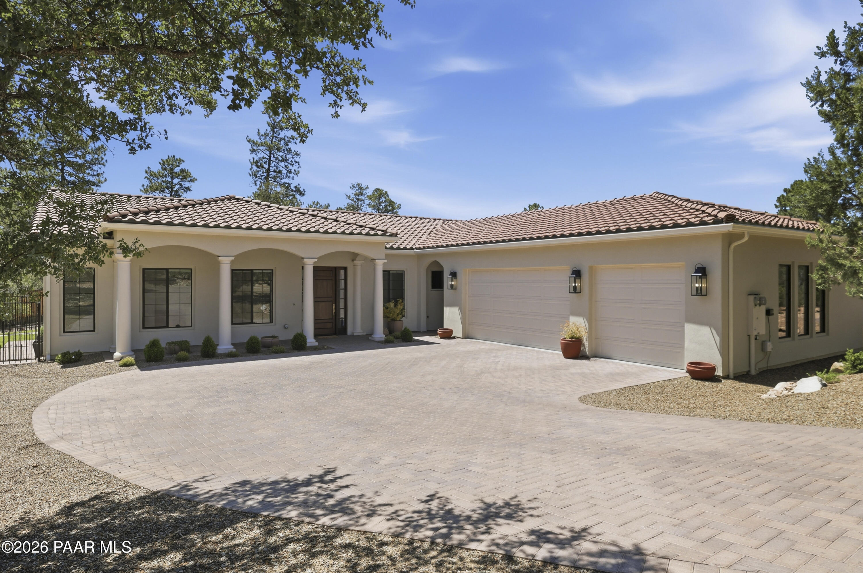 1530 Sierry Peaks Drive — photo