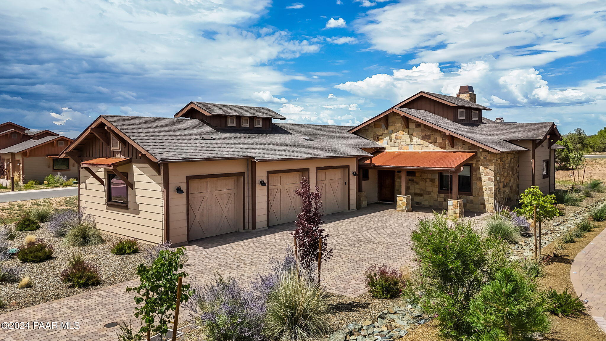 15049 N Carlson Way — photo