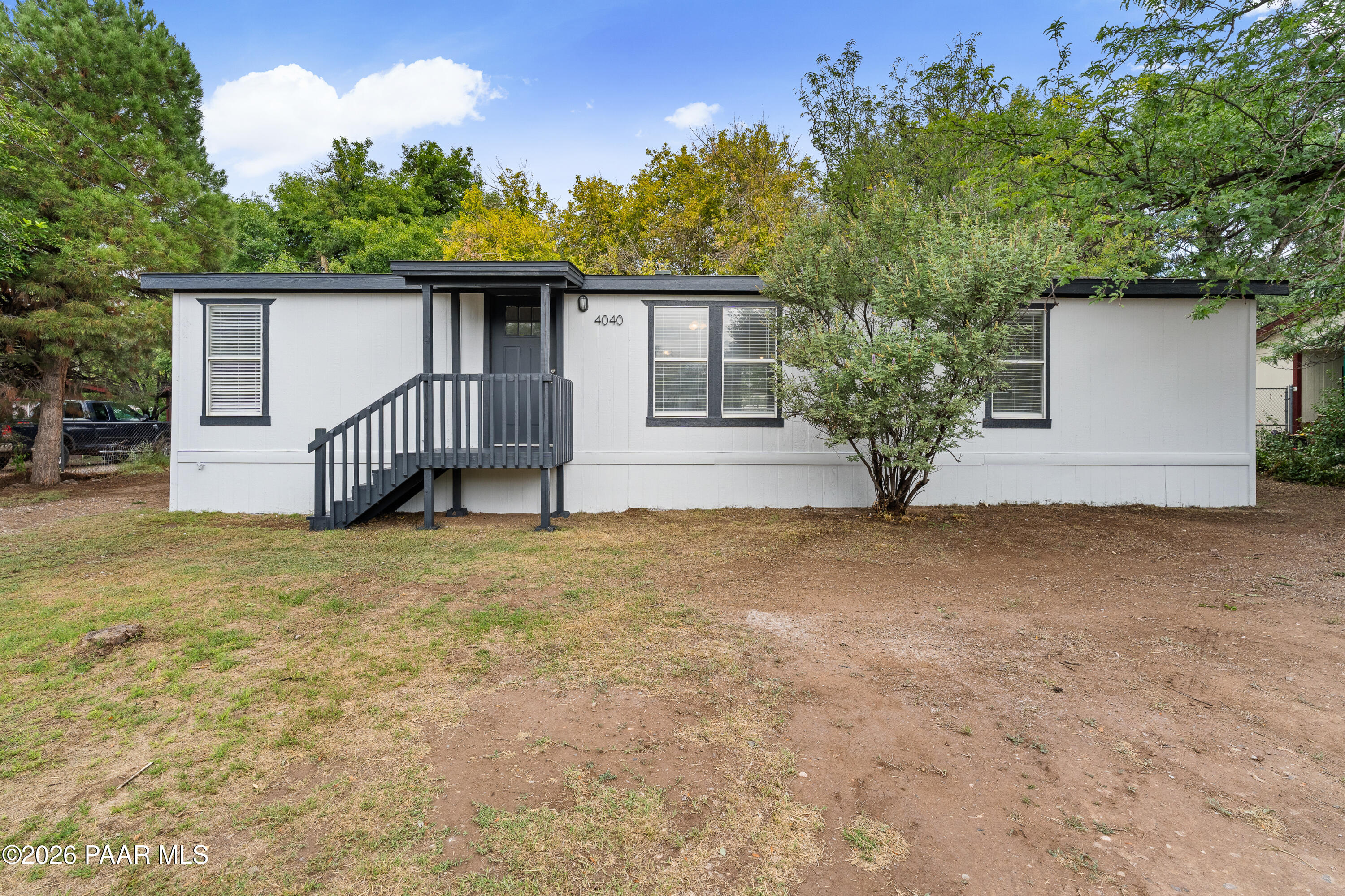 4040 E Clear Creek Drive — photo