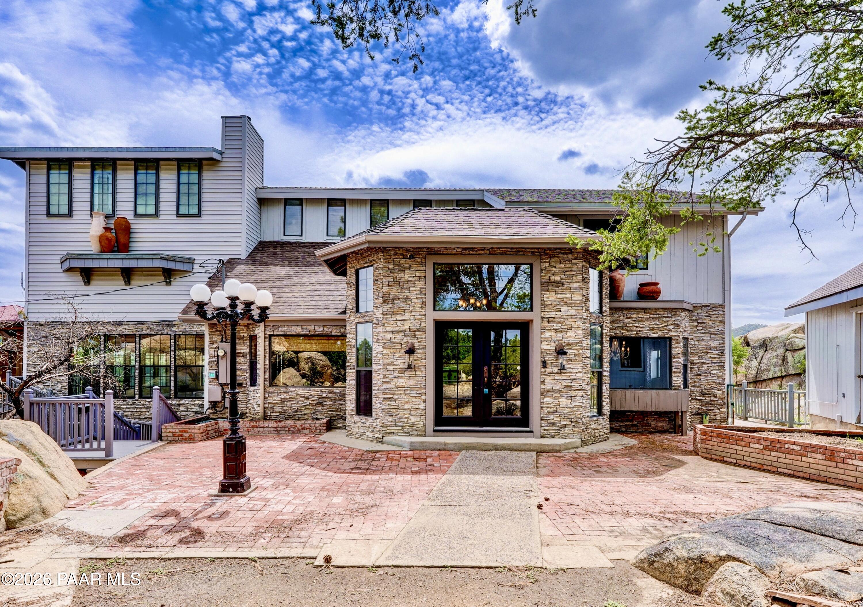 1601 Buttermilk Lane — photo