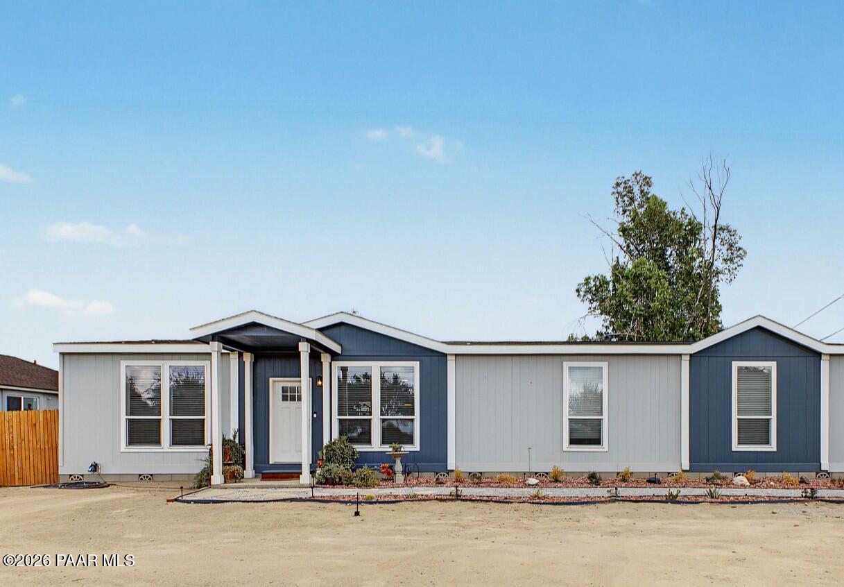 15415 N Dysart Road — photo