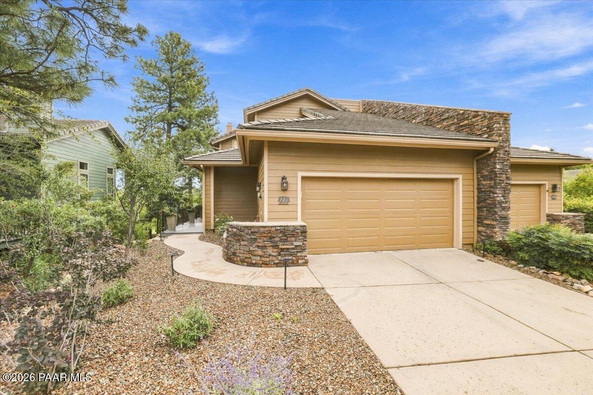 721 Crosscreek Drive — photo