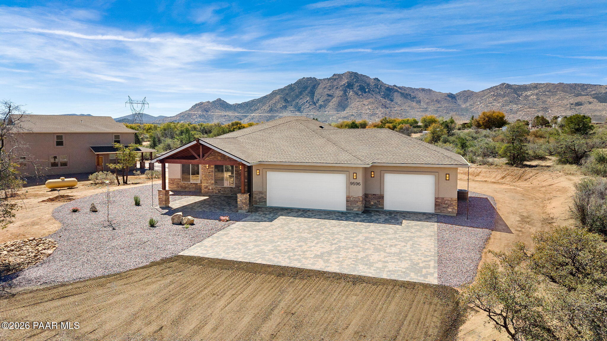 9596 N Bridle Ridge Road — photo