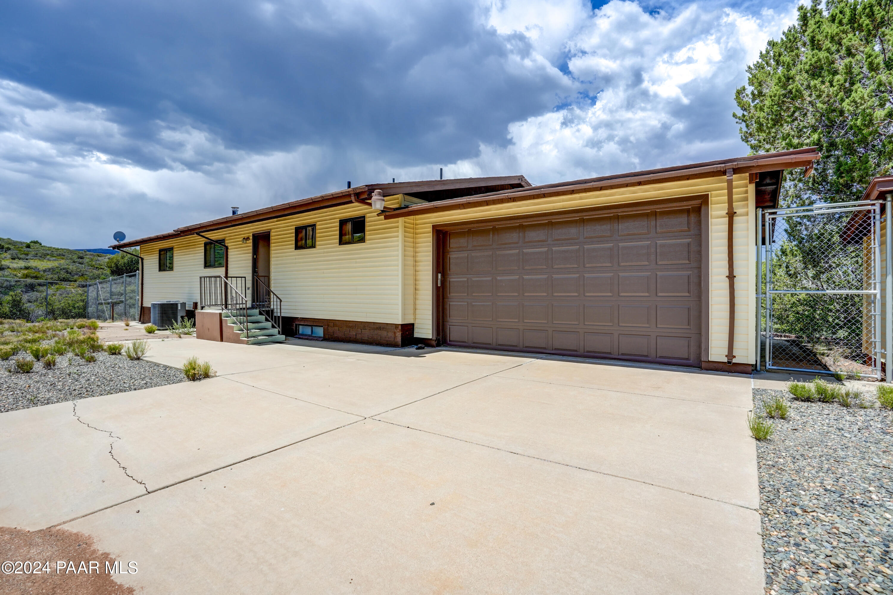 11360 S Primrose Lane, Mayer, AZ 86333 | Realty.com