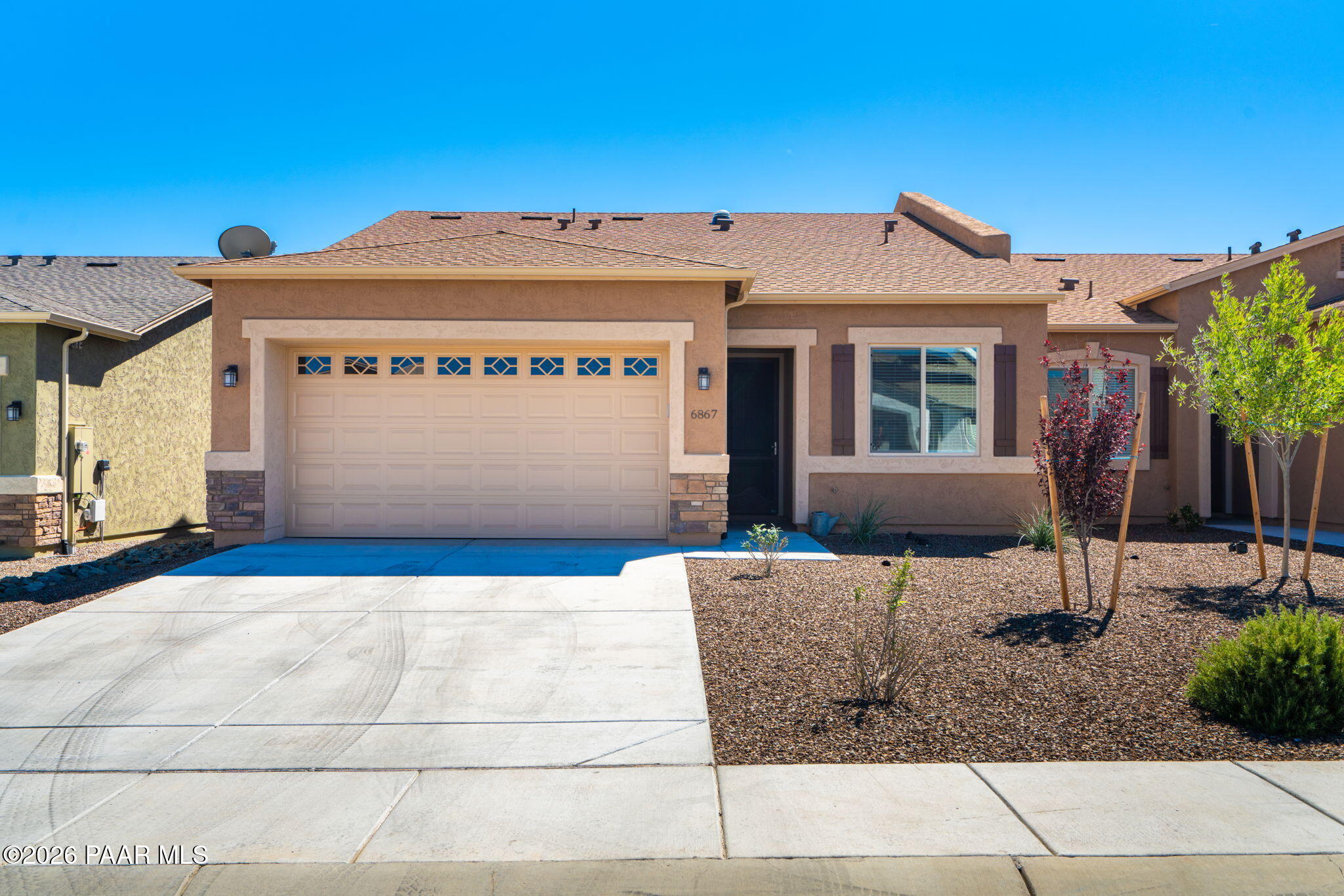6867 E Byron Place — photo