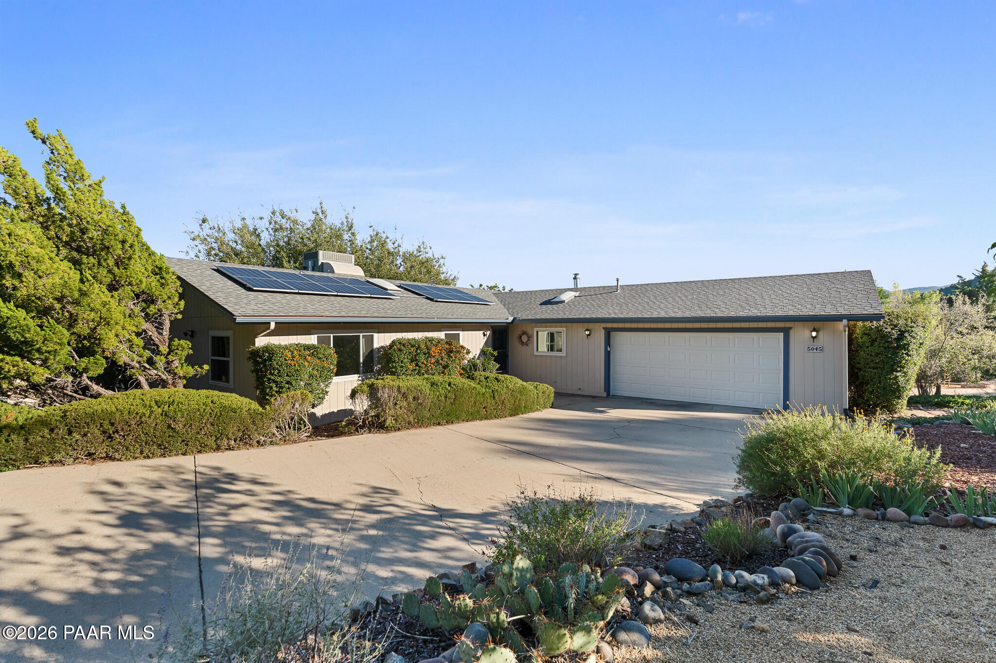 5045 Cactus Place — photo