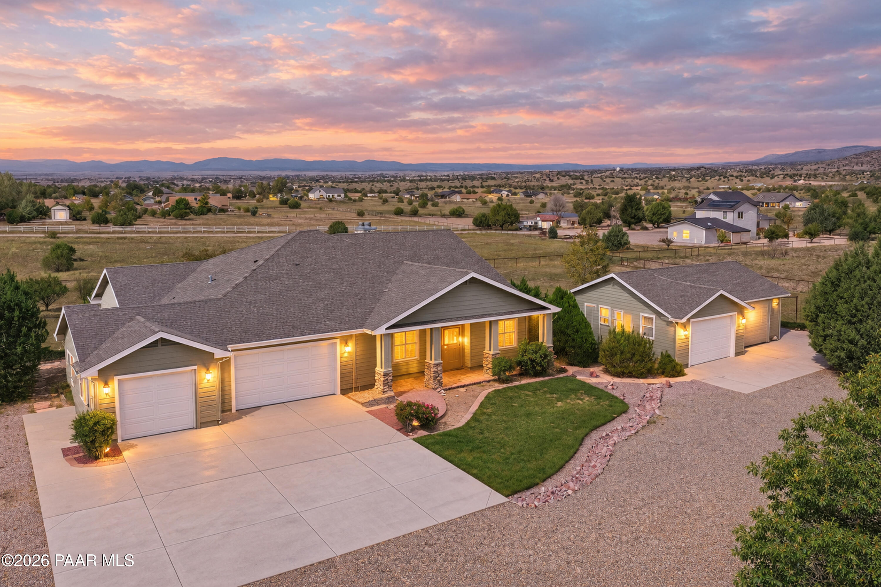 24910 N Calico Lane — photo