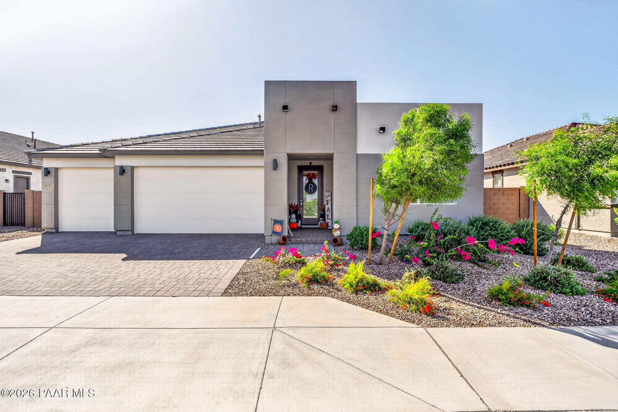 18357 W Mohave Street — photo