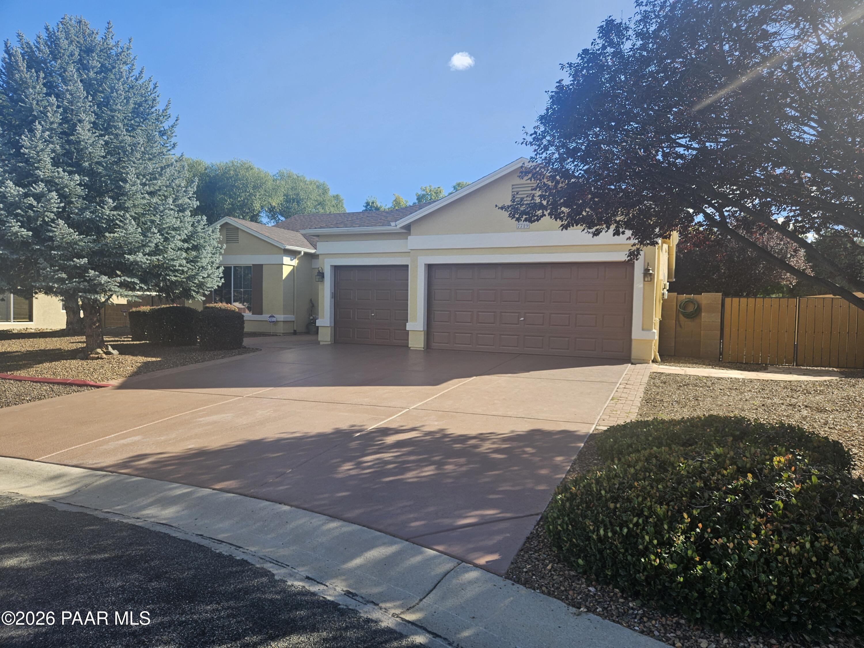 7719 E Gentle Winds Road — photo