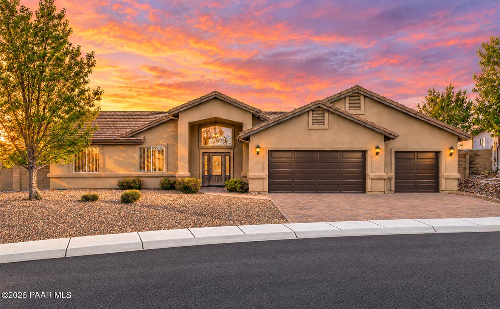 7215 E Park Ridge Drive — photo