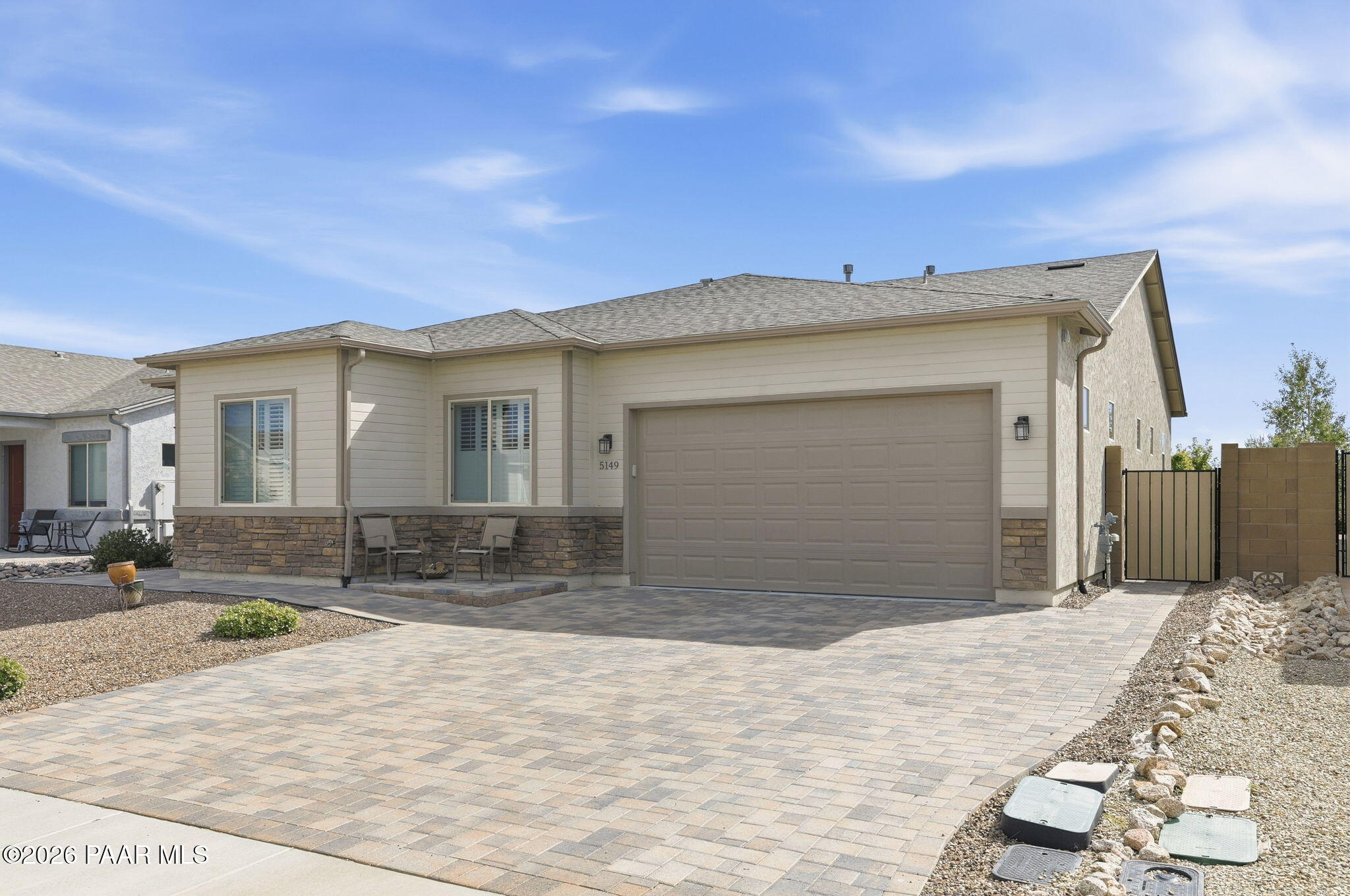 5149 N Fairmount Court — photo