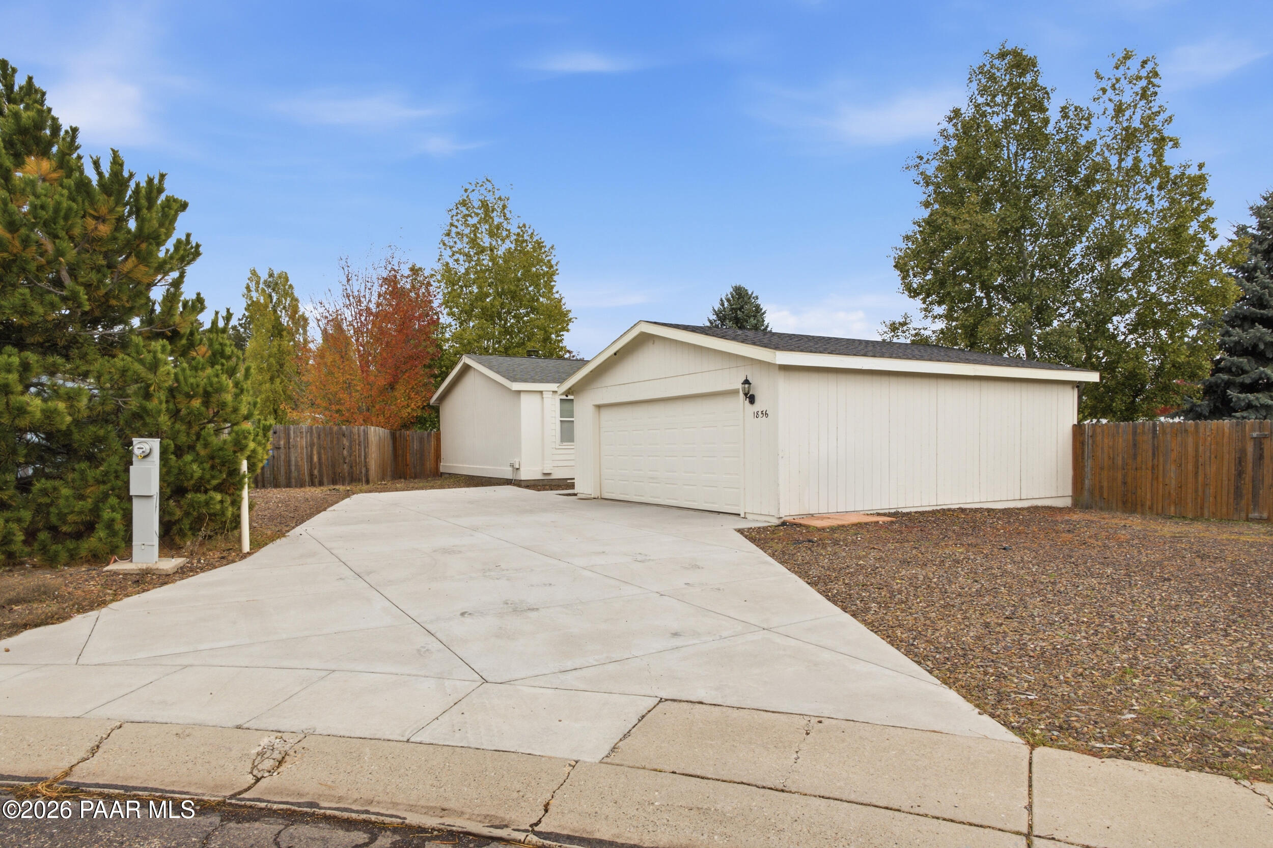 1856 W Mattingly Loop — photo