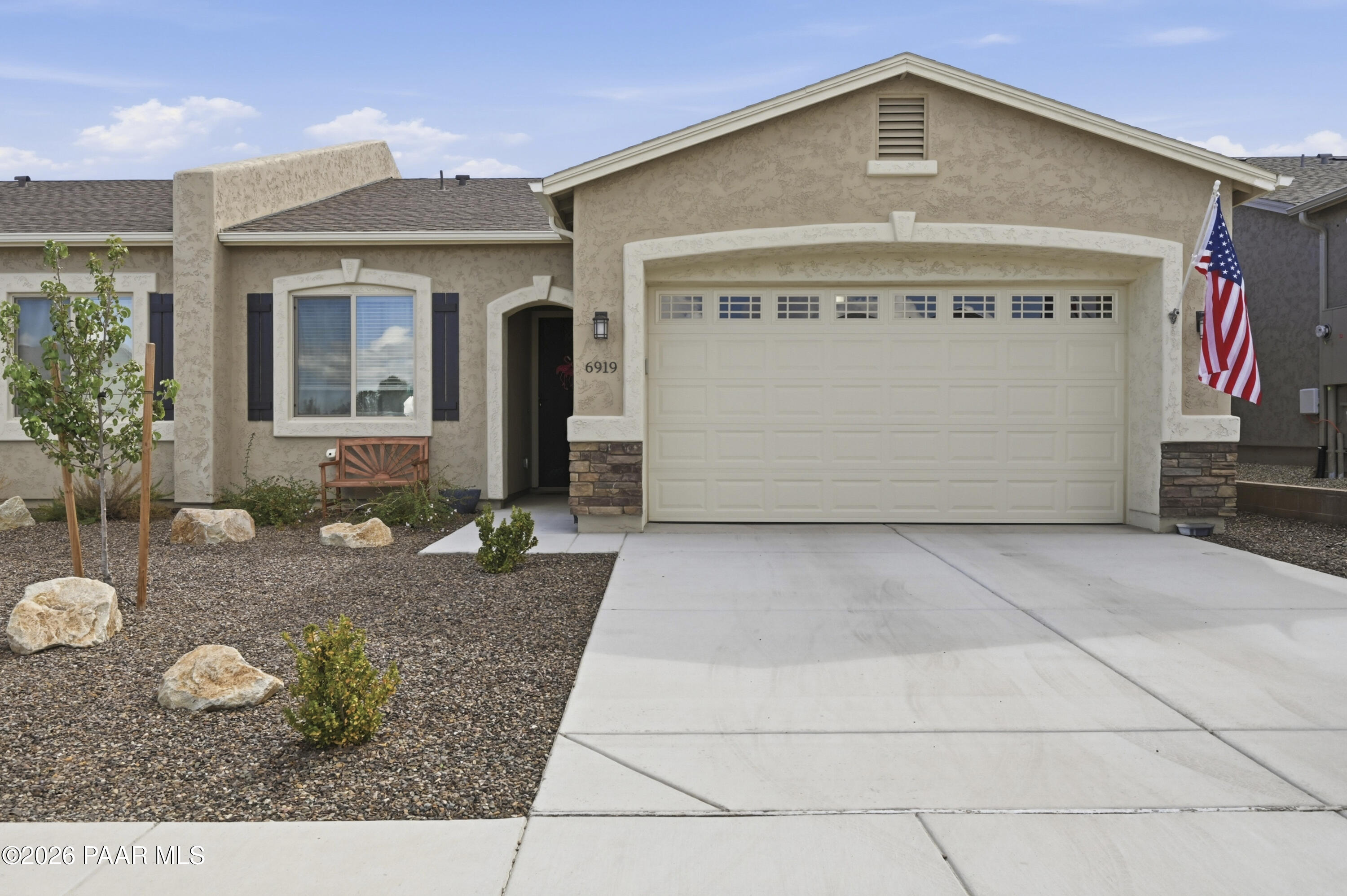 6919 E Byron Place — photo