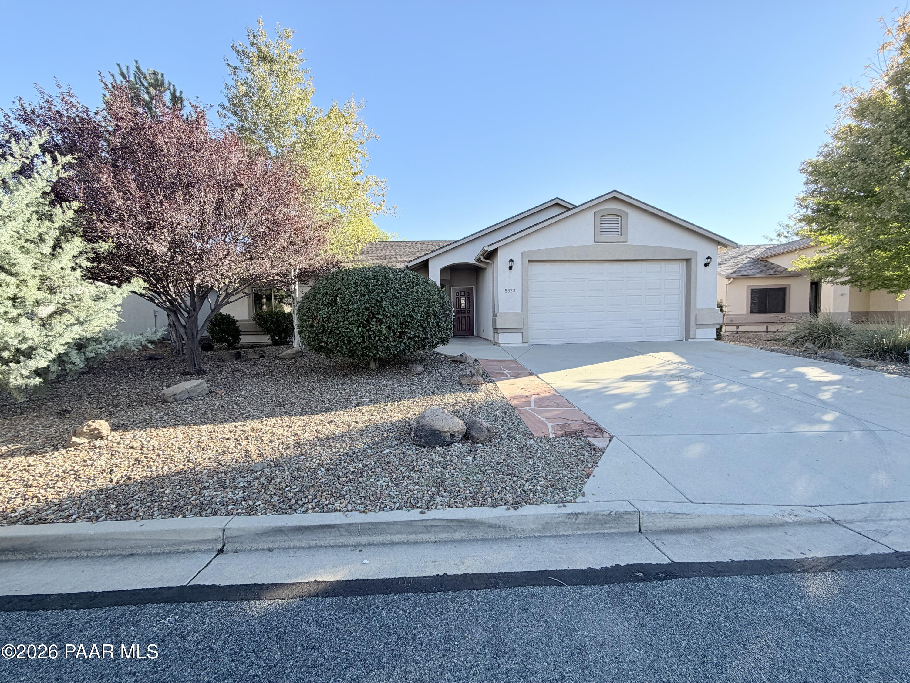 5823 N Gallery Lane — photo