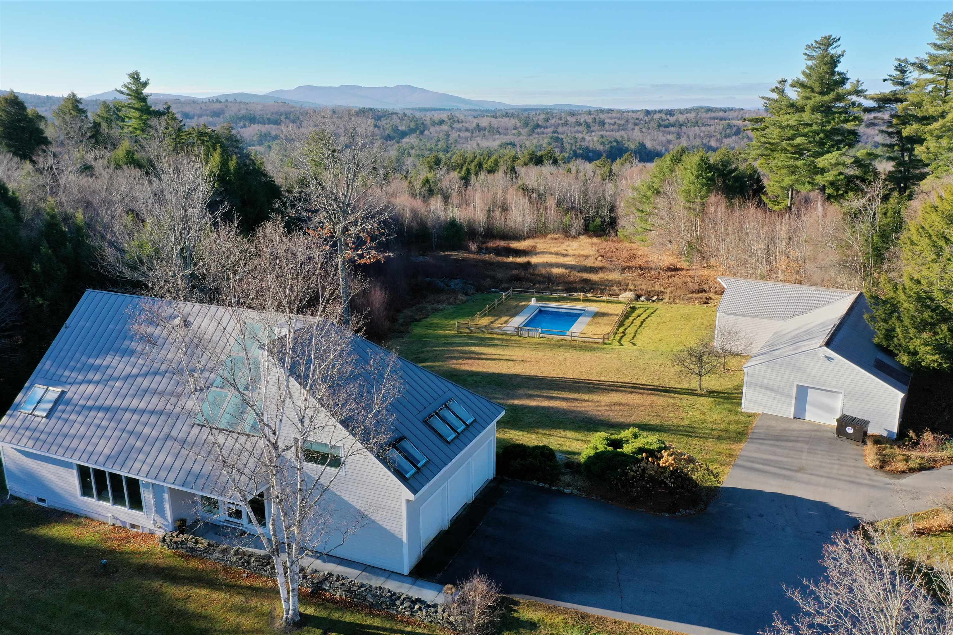408 Knights Hill Road — photo