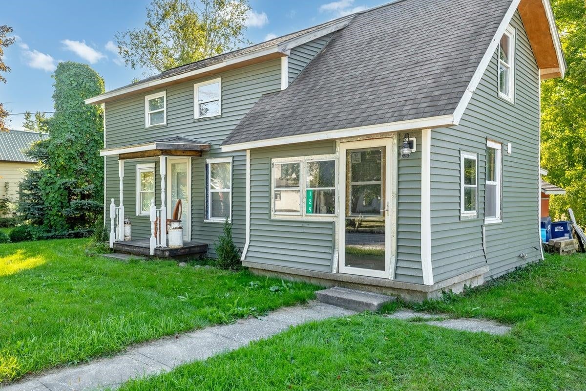 129 North Main Street — photo