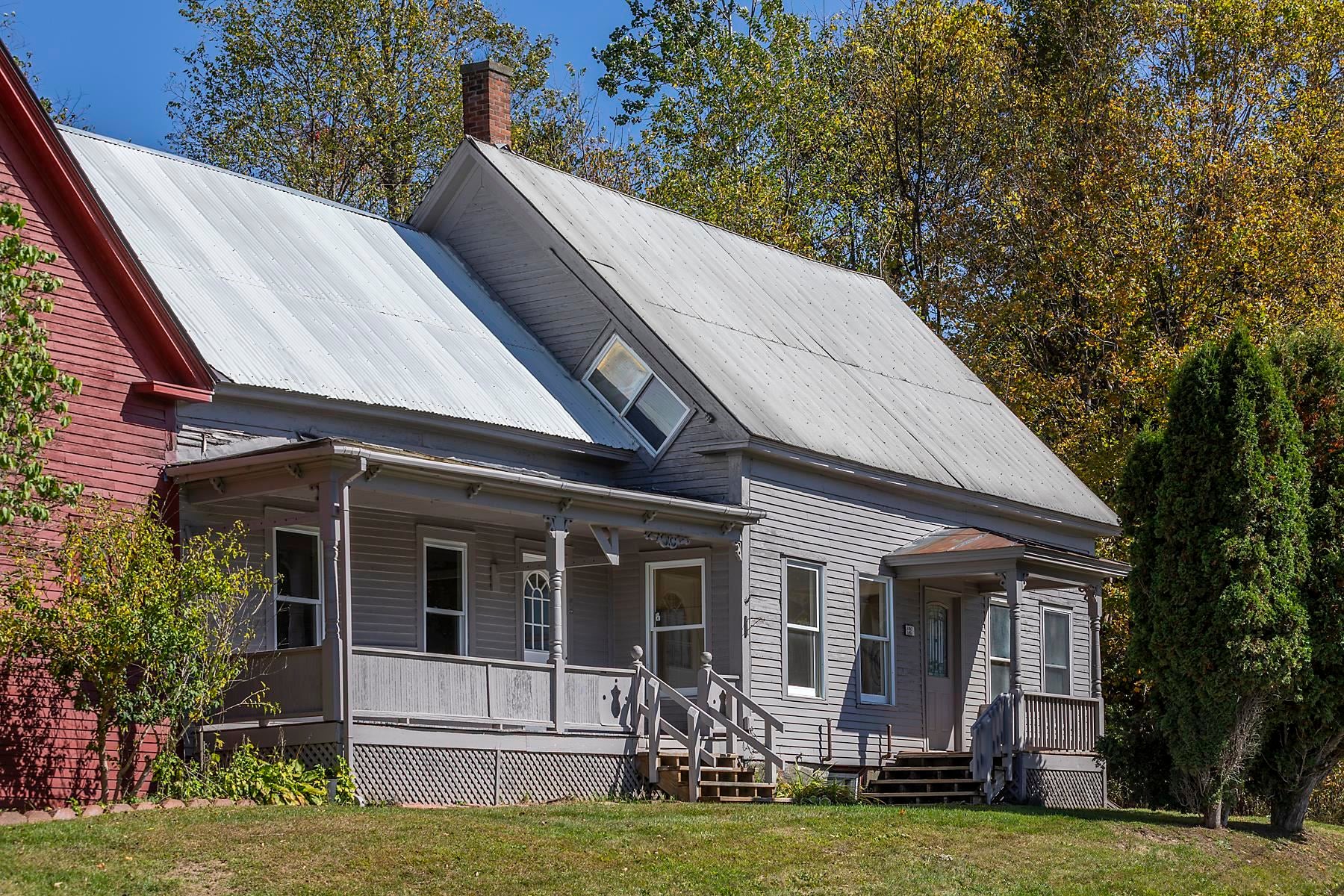 5798 West Woodstock Road — photo